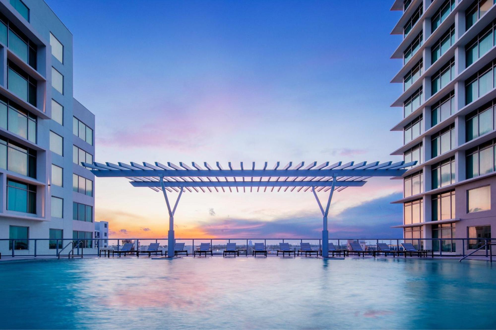 Marriott Fort Lauderdale Airport Dania Beach Exterior photo